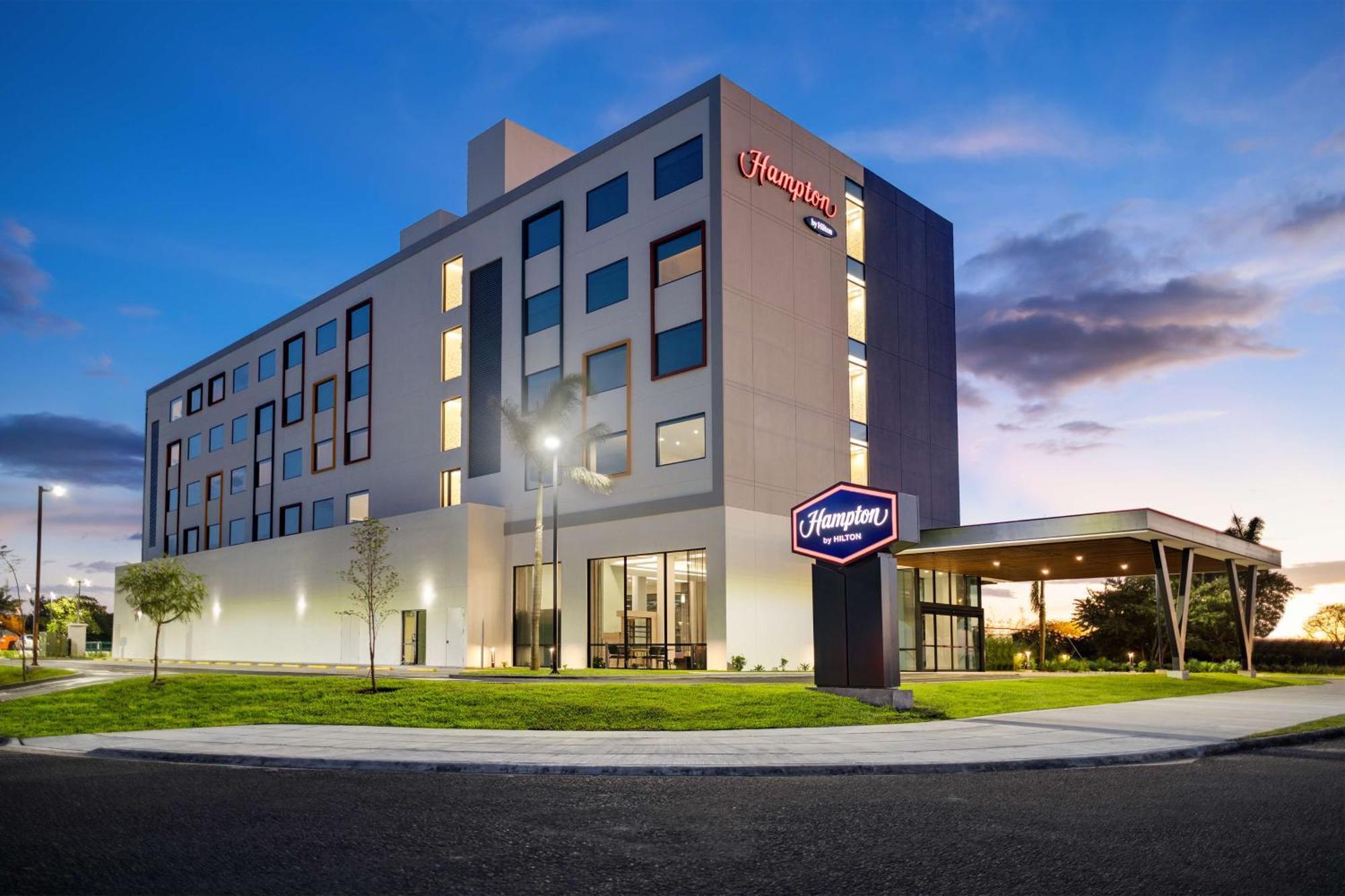 מלון ליברייה Hampton By Hilton Guanacaste Airport מראה חיצוני תמונה